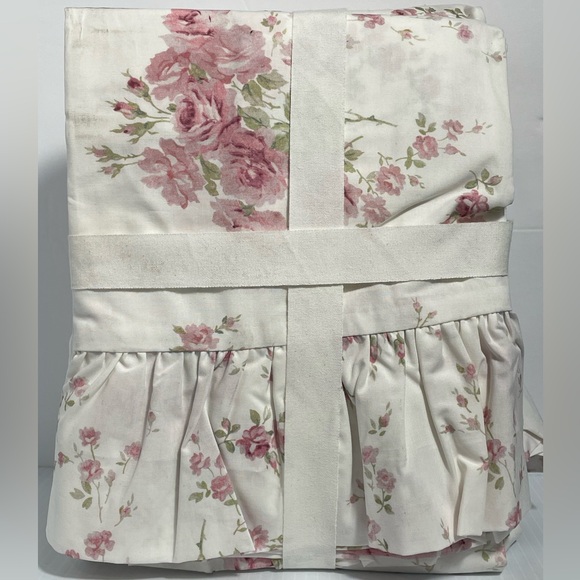 LoveShackFancy Pottery Barn Antique Floral Printed Queen Sheet Set - Picture 5 of 9